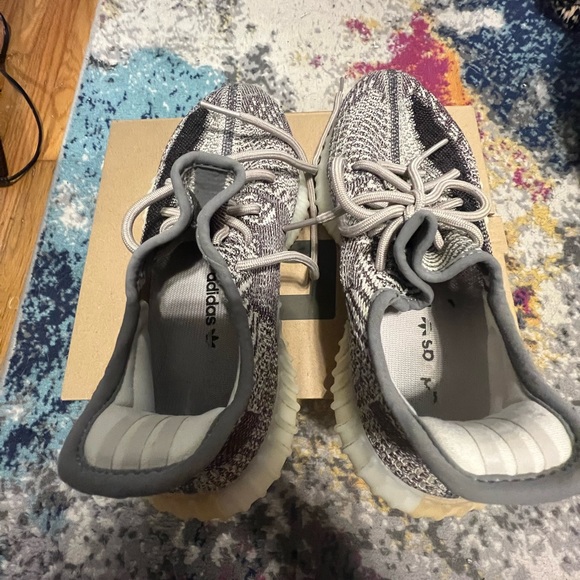 yeezys size 6.. worn once. great condition. love them but they are too big. - Picture 3 of 8
